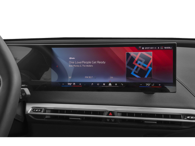 2025 BMW iX xDrive50