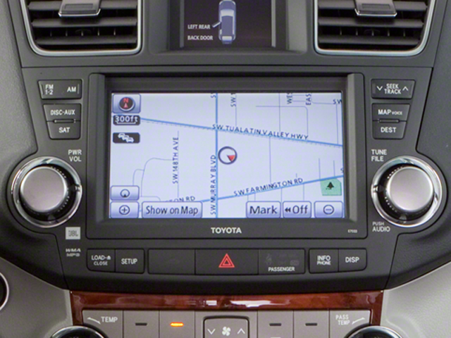 2013 Toyota HIGHLANDER Base Plus V6