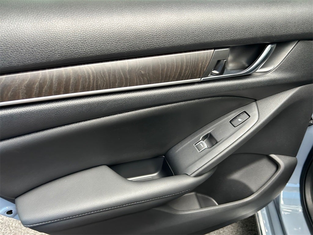 2022 Honda Accord Touring 2.0T