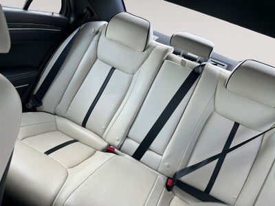 2014 Chrysler 300 Base