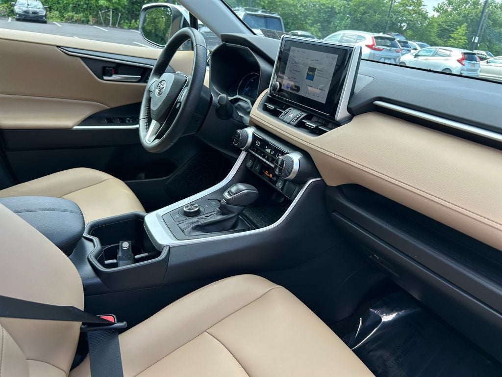 2024 Toyota RAV4 Hybrid XLE Premium