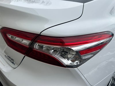 2019 Toyota Camry Hybrid XLE