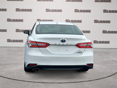 2019 Toyota Camry Hybrid XLE