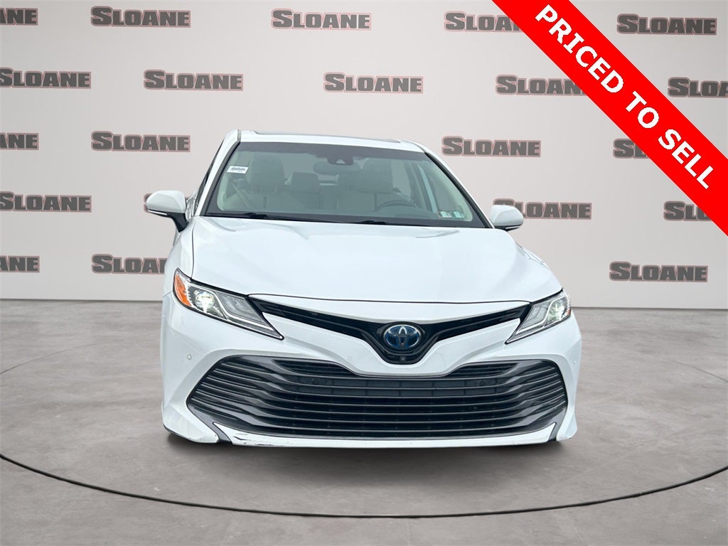 2019 Toyota Camry Hybrid XLE