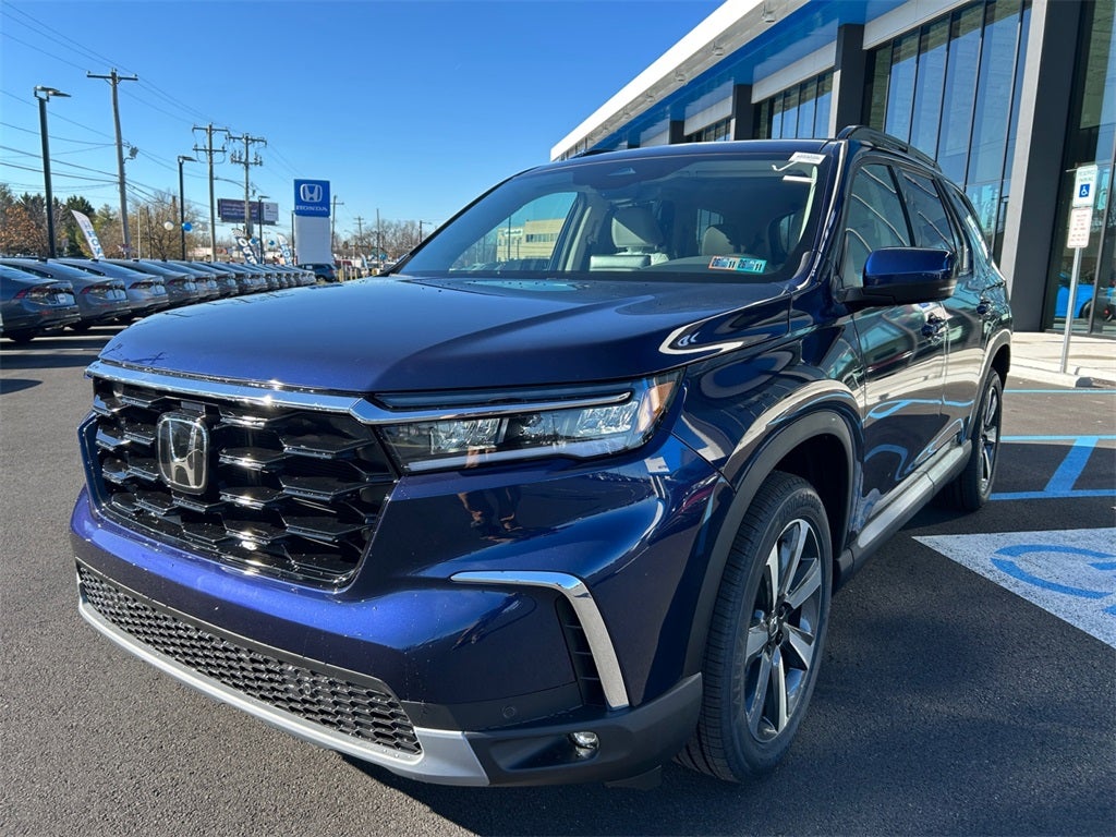 2025 Honda Pilot Touring