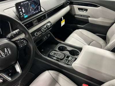 2025 Honda Pilot Touring