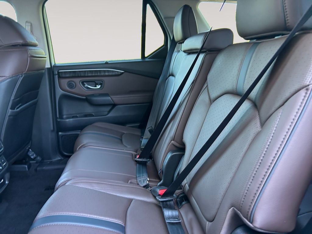 2023 Honda Pilot Elite