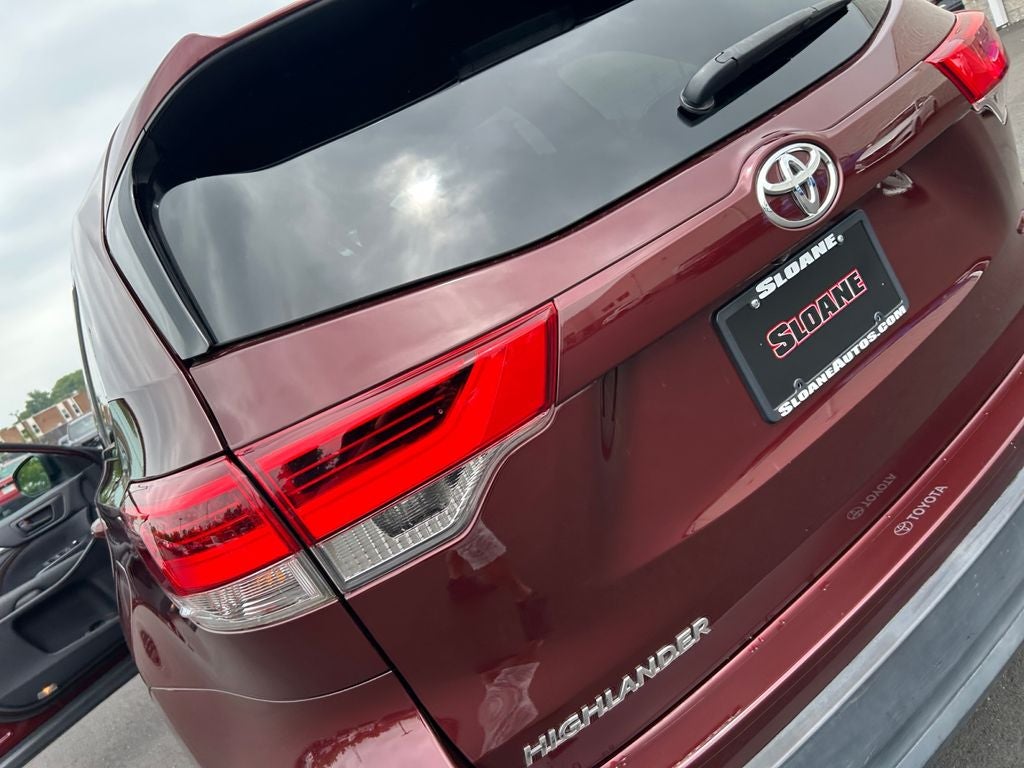 2019 Toyota Highlander LE