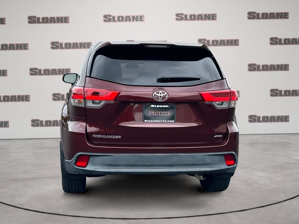2019 Toyota Highlander LE