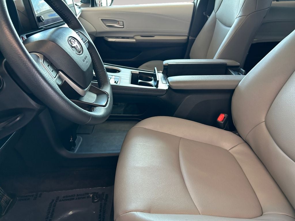 2026 Toyota Sienna XLE 7 Passenger