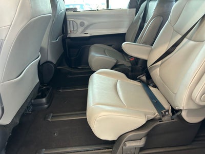 2026 Toyota Sienna XLE 7 Passenger