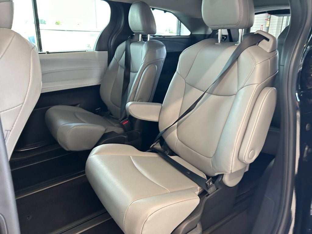 2026 Toyota Sienna XLE 7 Passenger