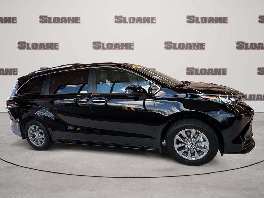 2026 Toyota Sienna XLE 7 Passenger