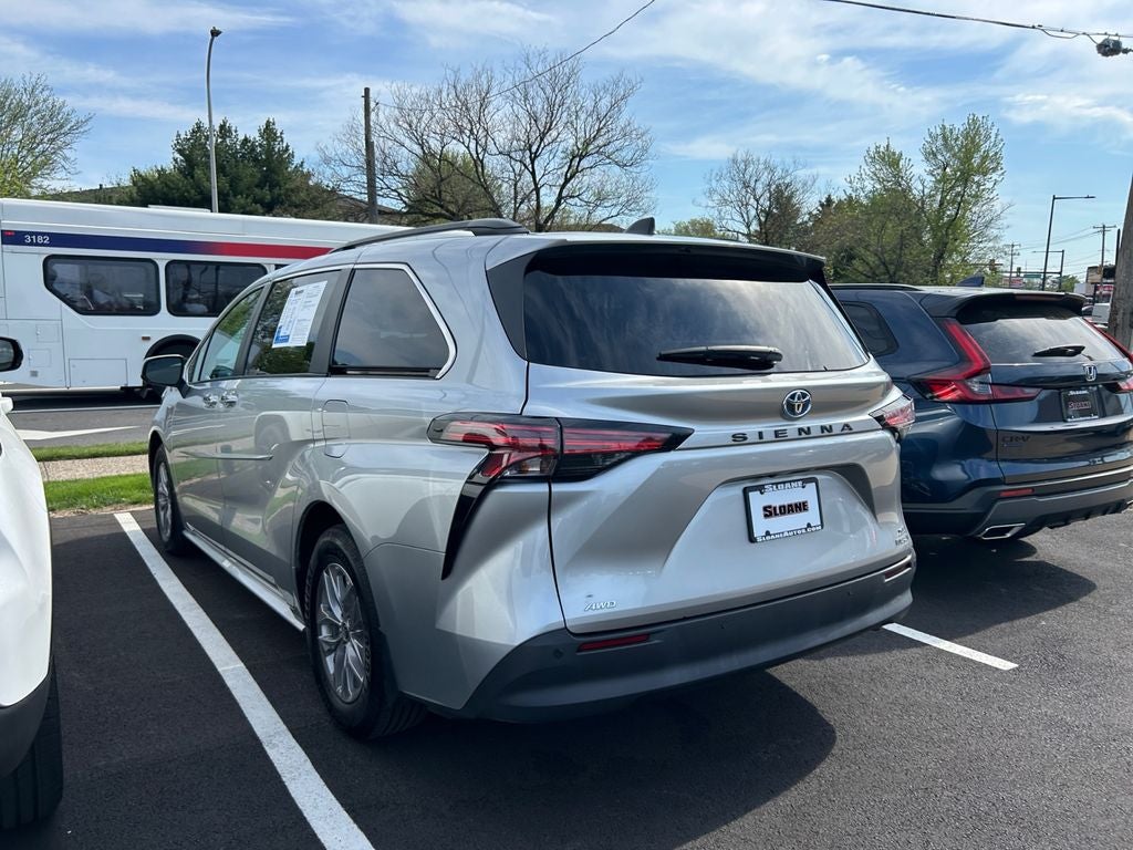 2022 Toyota Sienna XLE 7 Passenger