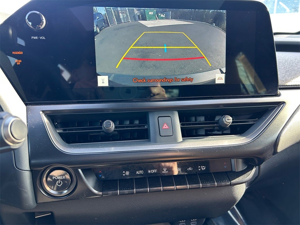 2025 Lexus UX 300h Premium