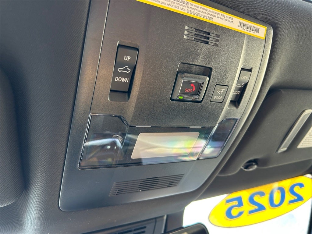 2025 Lexus UX 300h Premium