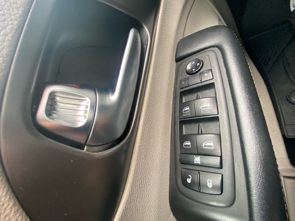 2020 Chrysler Pacifica Touring L