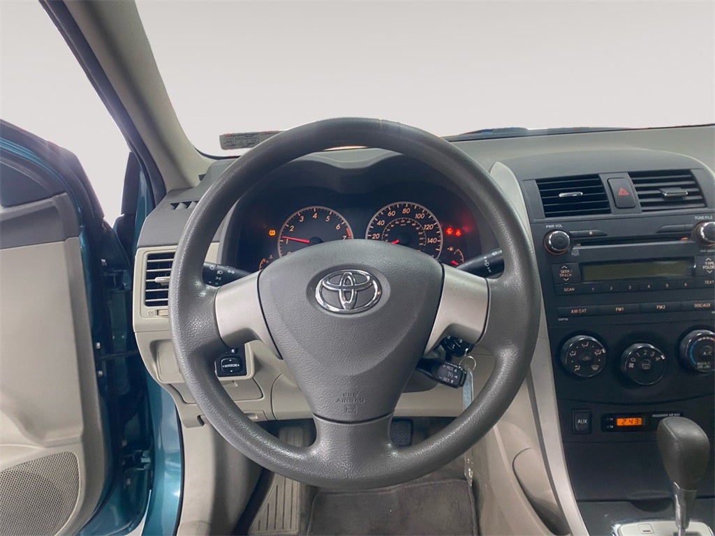 2010 Toyota COROLLA LE