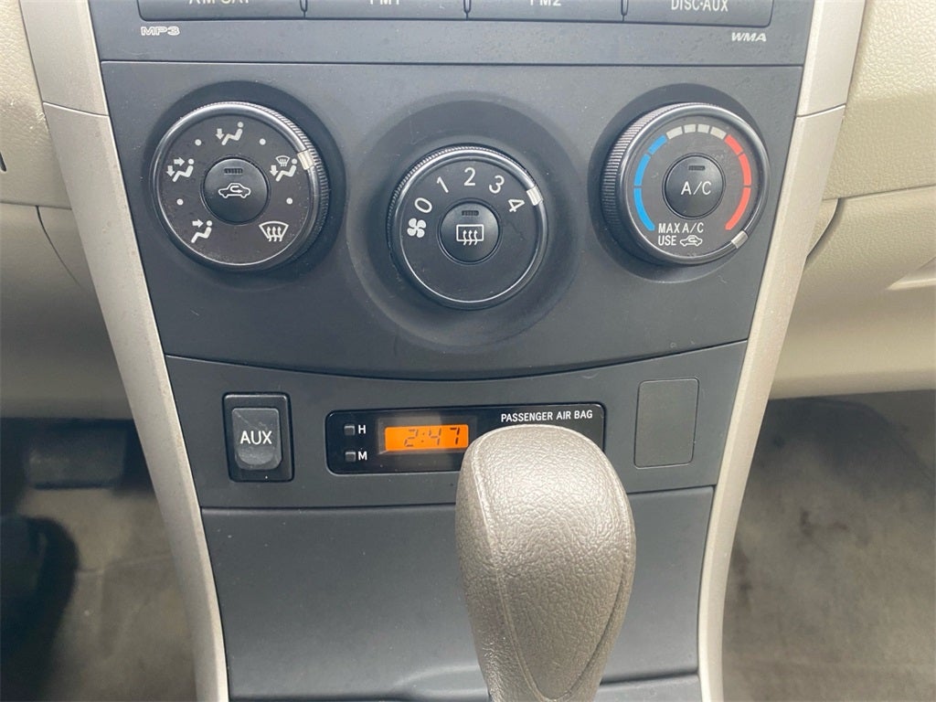 2010 Toyota COROLLA LE