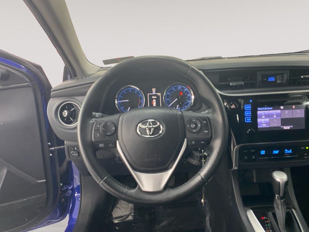2017 Toyota COROLLA SE