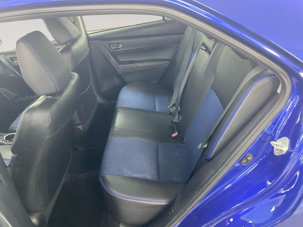 2017 Toyota COROLLA SE