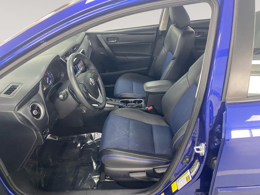 2017 Toyota COROLLA SE