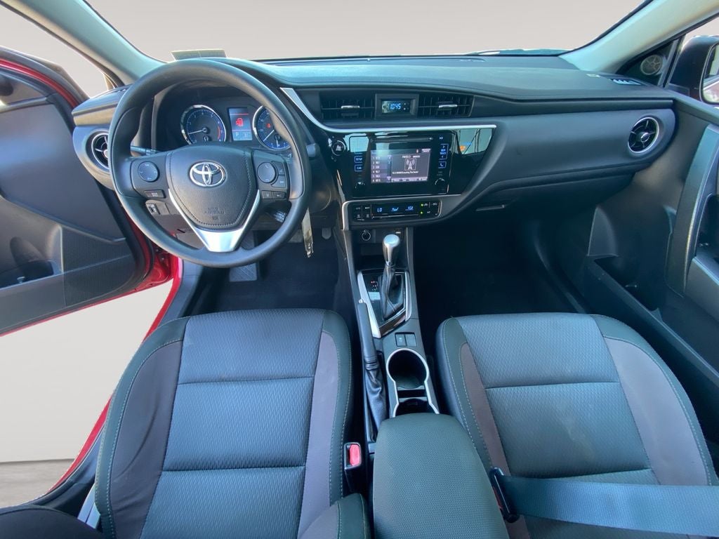 2018 Toyota COROLLA LE