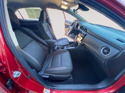 2018 Toyota COROLLA LE