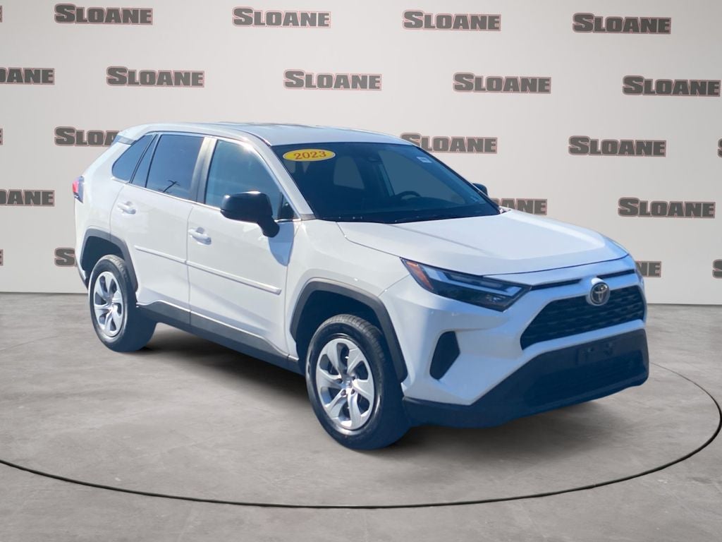 2023 Toyota RAV4 LE