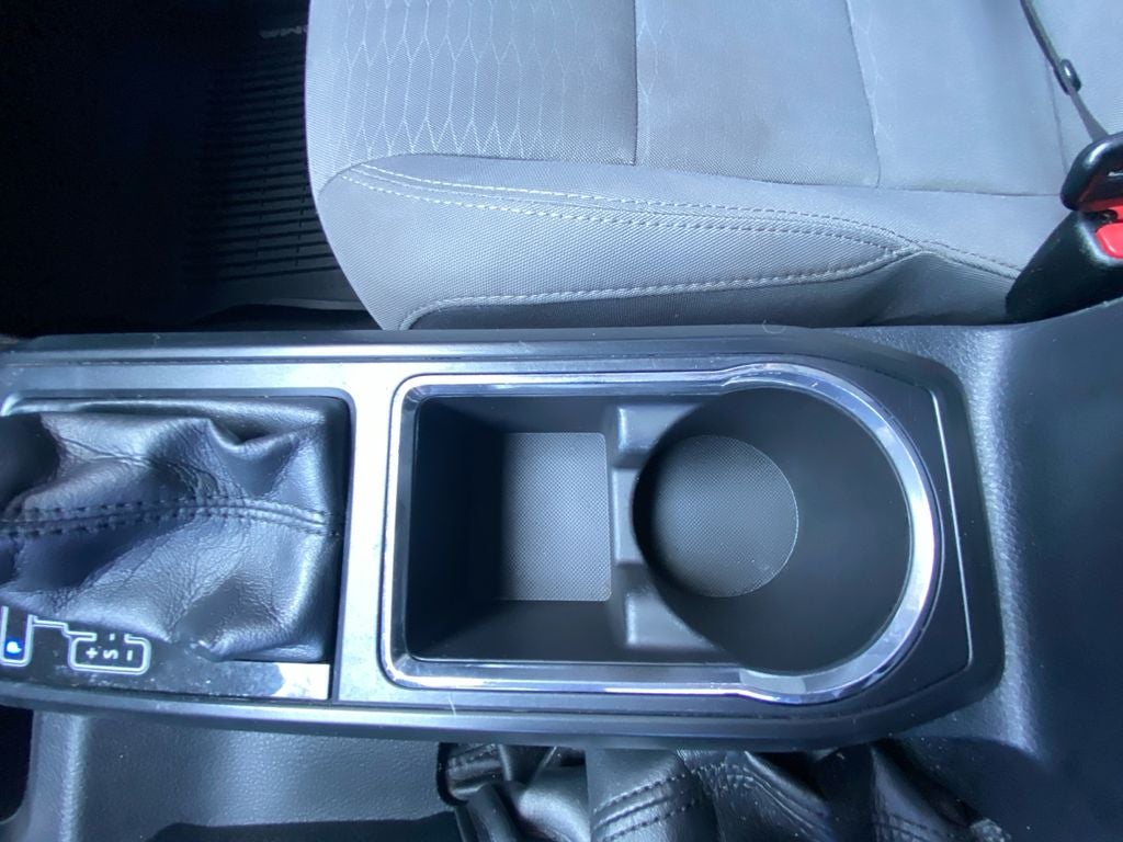 2017 Toyota Tacoma SR V6