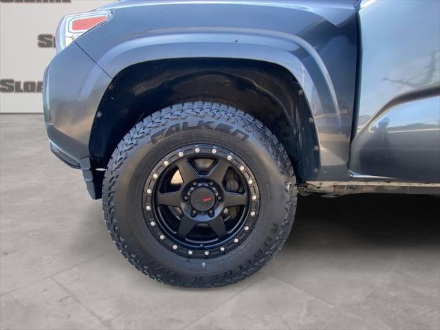 2017 Toyota Tacoma SR V6