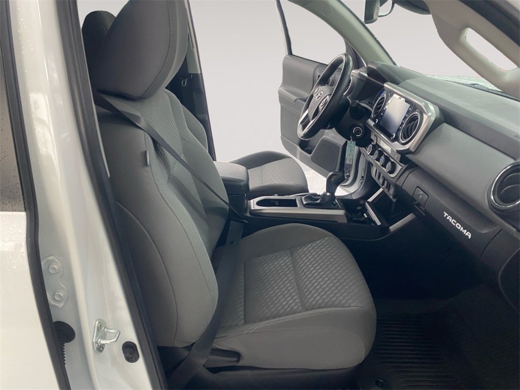 2022 Toyota TACOMA SR5 SR5 V6