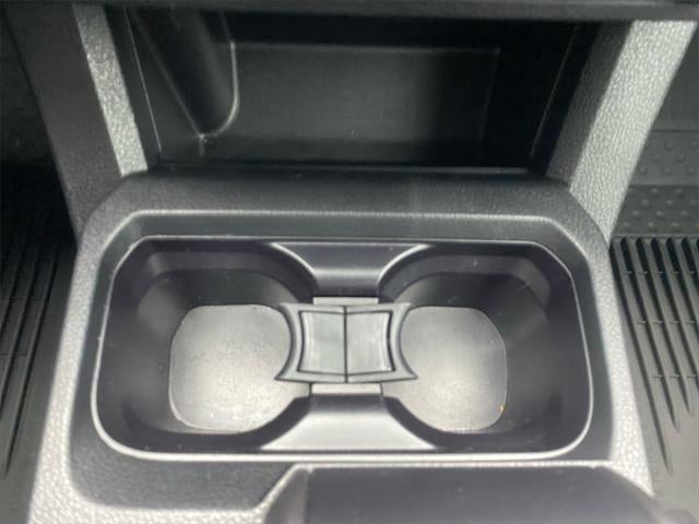 2022 Toyota TACOMA SR5 SR5 V6