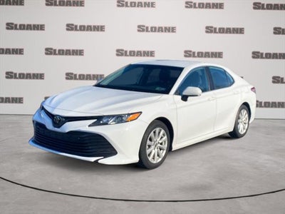 2019 Toyota CAMRY LE