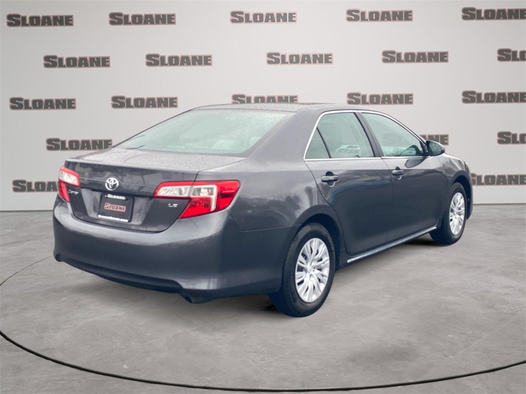 2014 Toyota CAMRY SE