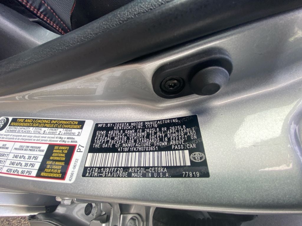 2017 Toyota CAMRY SE