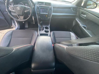 2017 Toyota CAMRY SE