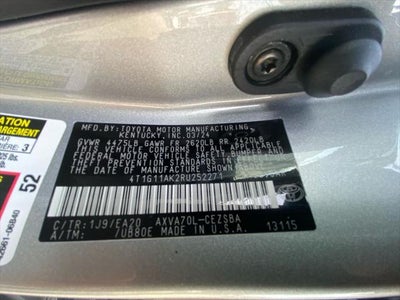 2024 Toyota CAMRY SE