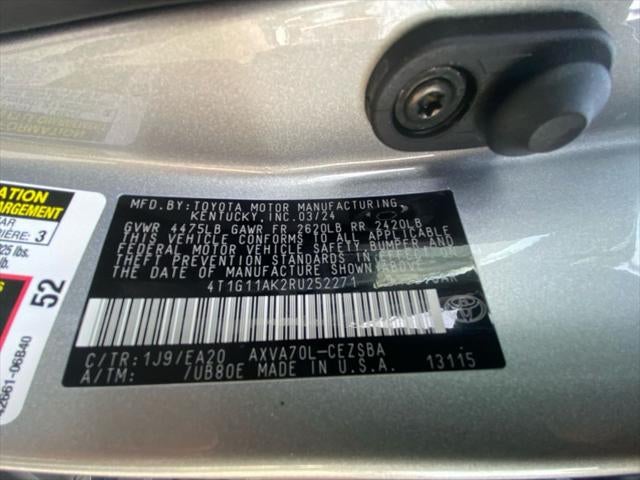 2024 Toyota CAMRY SE