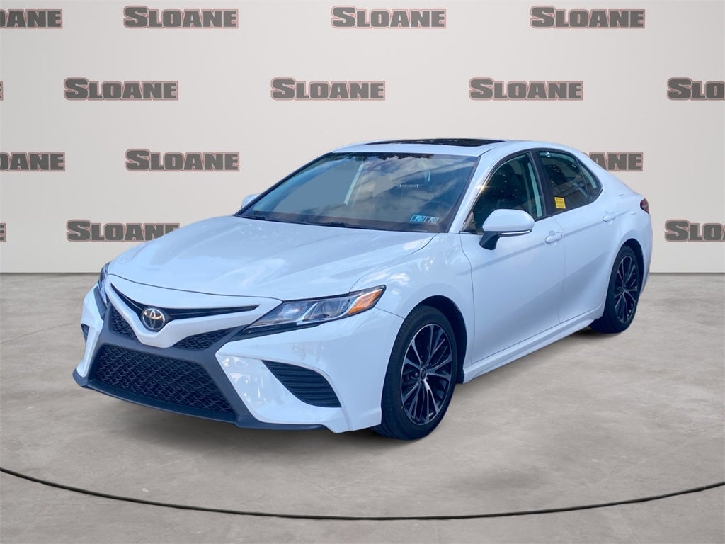 2020 Toyota CAMRY SE
