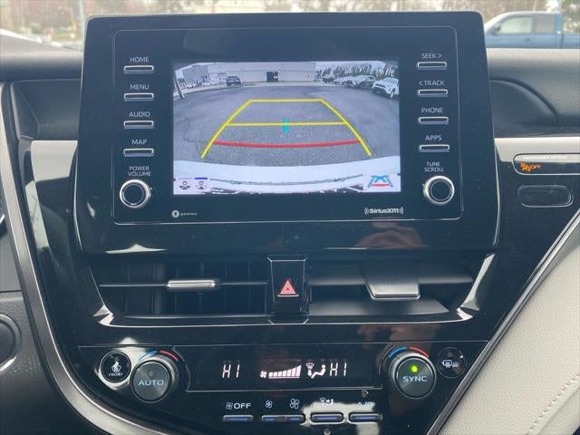 2024 Toyota CAMRY LE