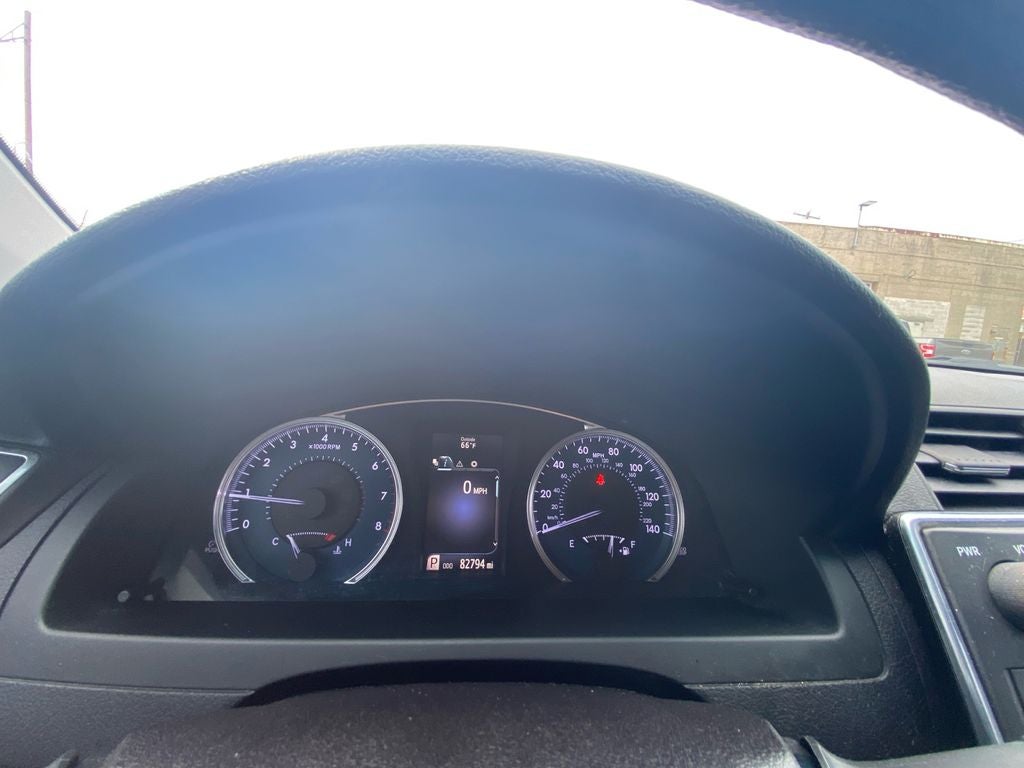 2016 Toyota CAMRY LE