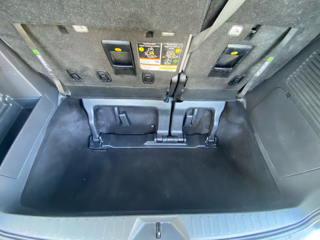 2023 Toyota Sienna LE 8 Passenger