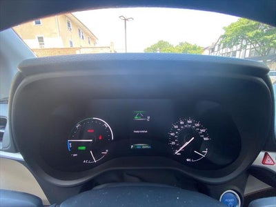 2023 Toyota Sienna LE 8 Passenger