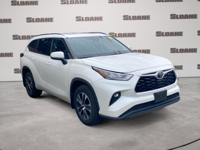 2020 Toyota HIGHLANDER XLE