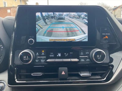 2023 Toyota HIGHLANDER LE