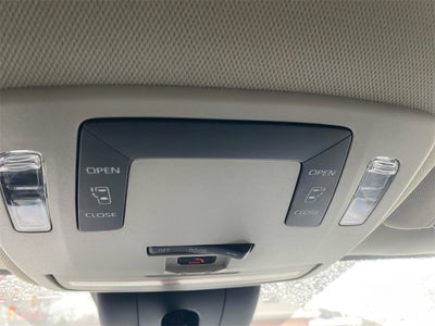 2024 Toyota SIENNA LE LE 8 Passenger