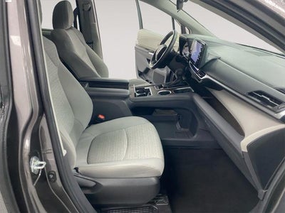 2024 Toyota SIENNA LE LE 8 Passenger