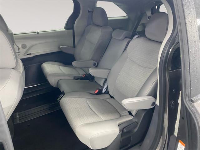 2024 Toyota SIENNA LE LE 8 Passenger