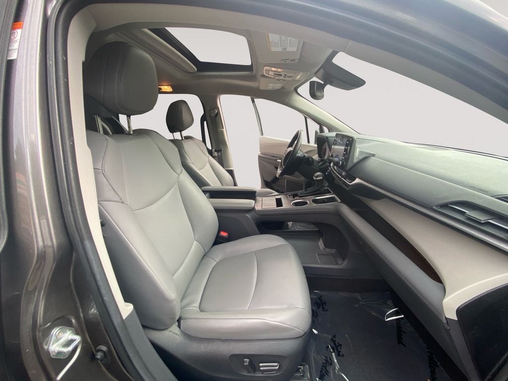 2024 Toyota Sienna XLE 8 Passenger
